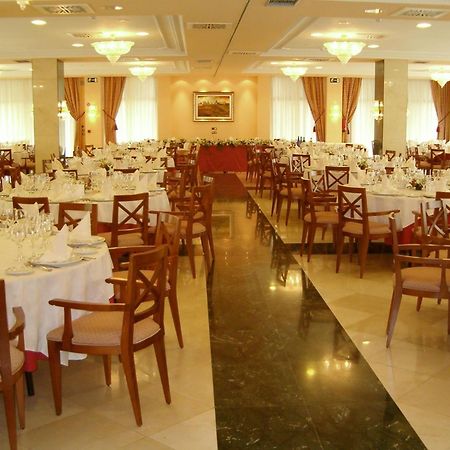 Hotel Villa De Almazán Kültér fotó