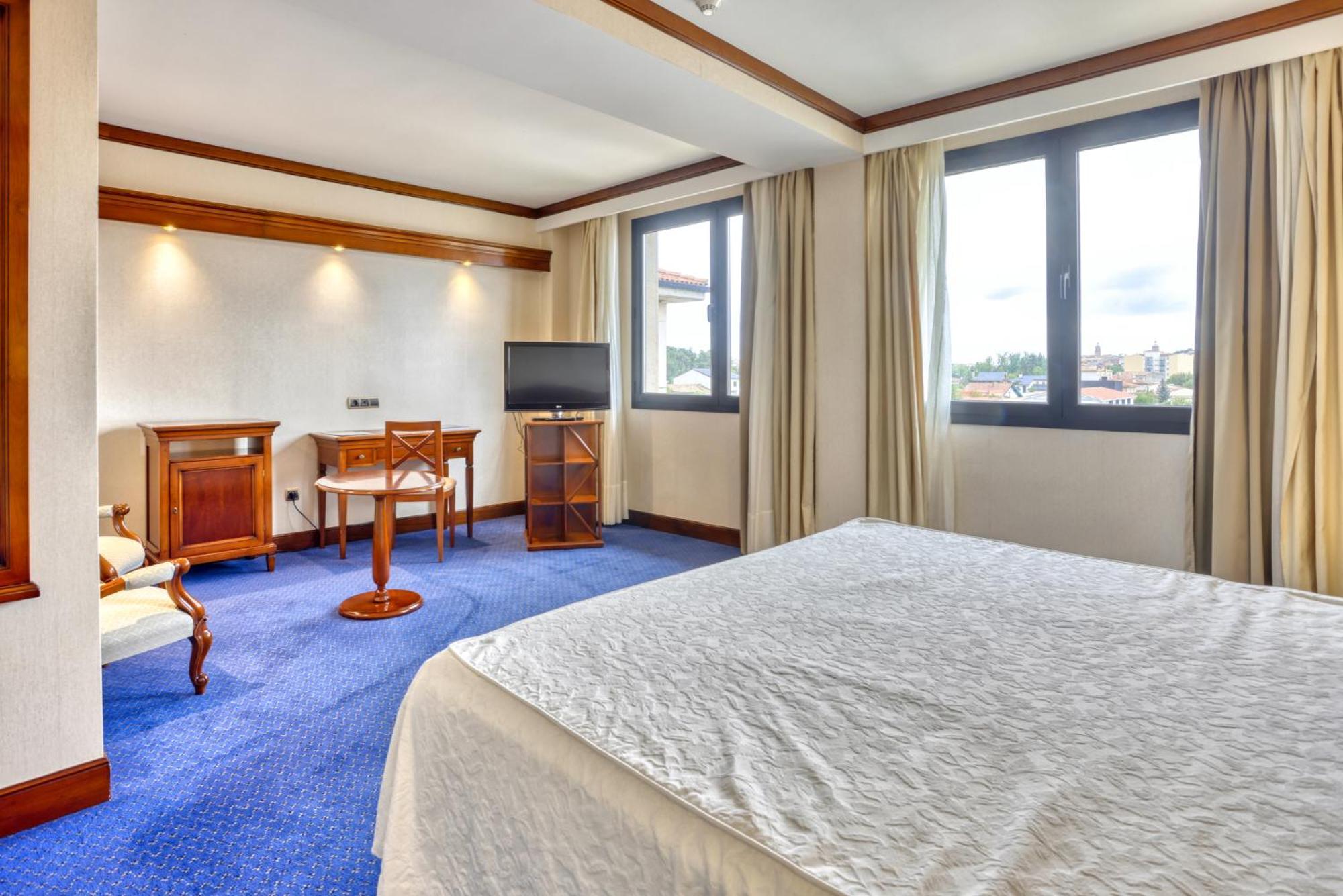Hotel Villa De Almazán Kültér fotó