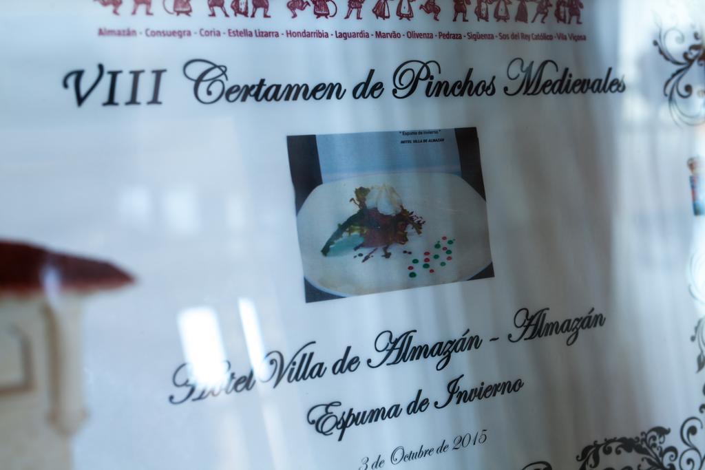 Hotel Villa De Almazán Kültér fotó