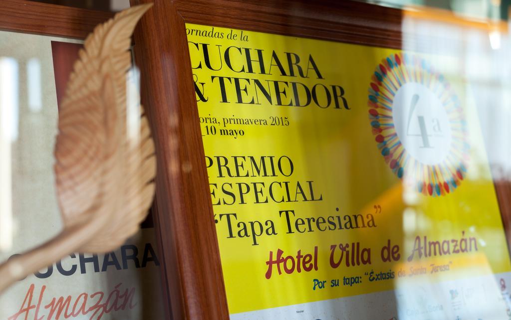 Hotel Villa De Almazán Kültér fotó